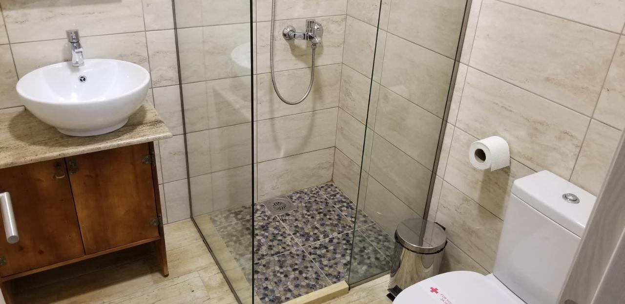 Riviera Inn Apartments Улцинь Екстер'єр фото